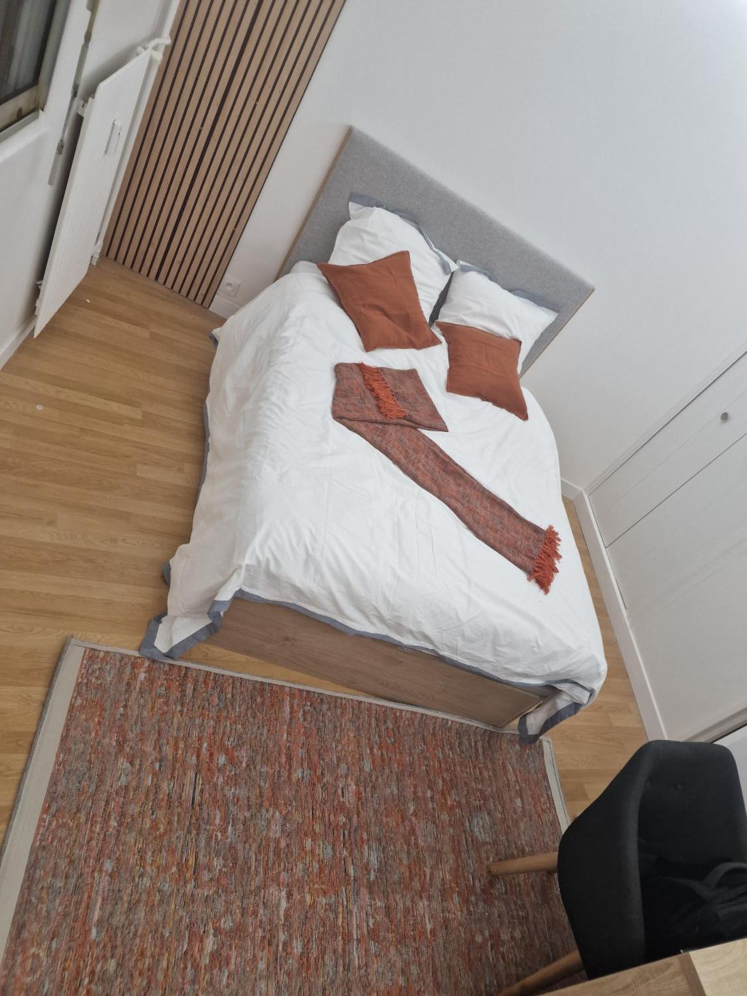 Une Chambre Dans Un Appartement - Luxary Calm Saint-Gratien المظهر الخارجي الصورة